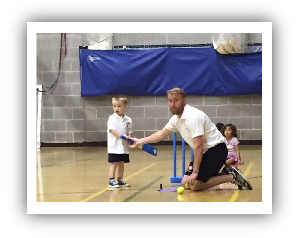 kids_cricket_classes_in_surrey Mini Crickets
